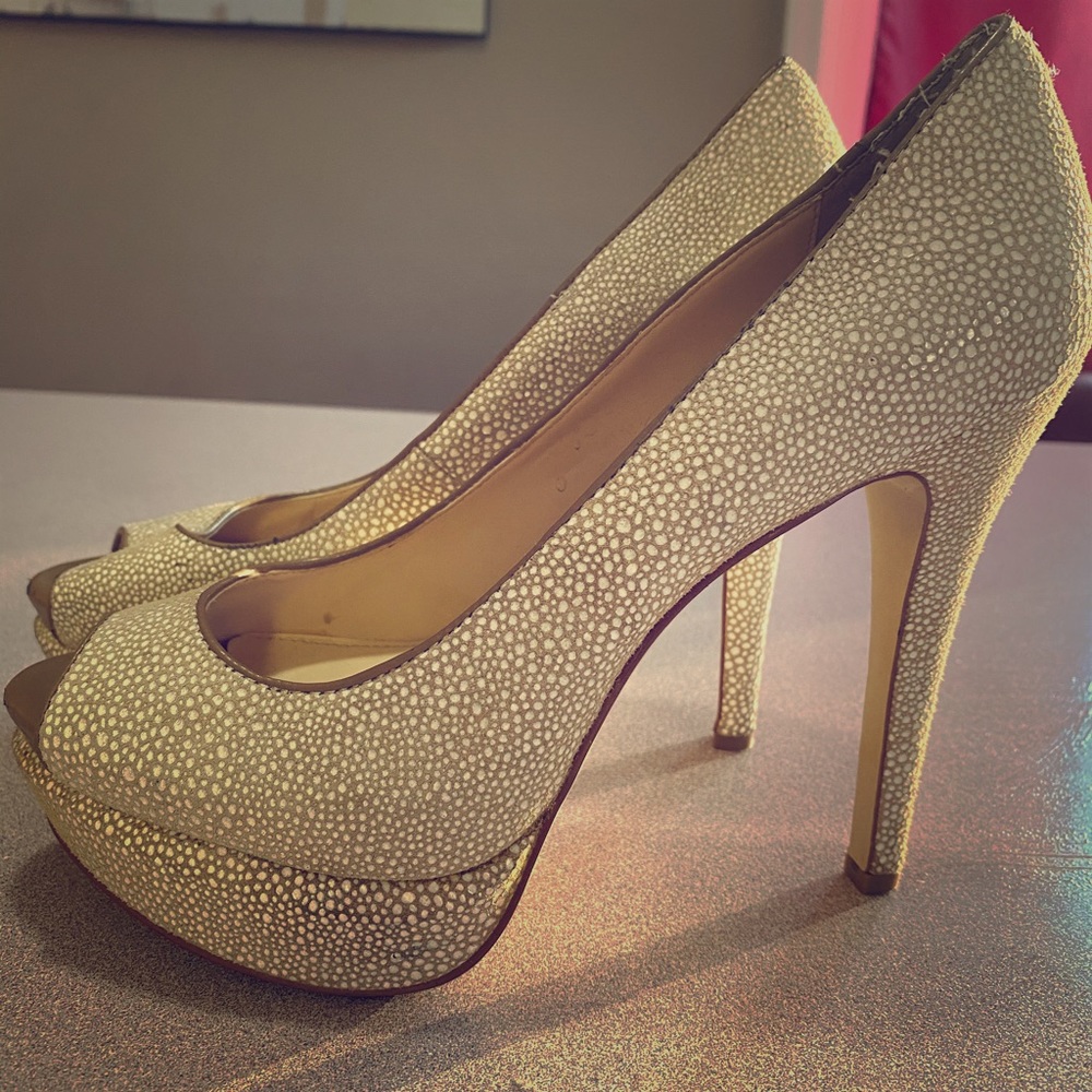 Calvin Klein peep toe neutral platform heels